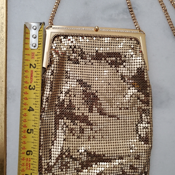 Whiting & Davis Gold Metal Mesh Handbag - Picture 9 of 12